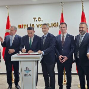Beldemiz için Gençlik Merkezi ve Semt Sahası Protokolü İmzalandı